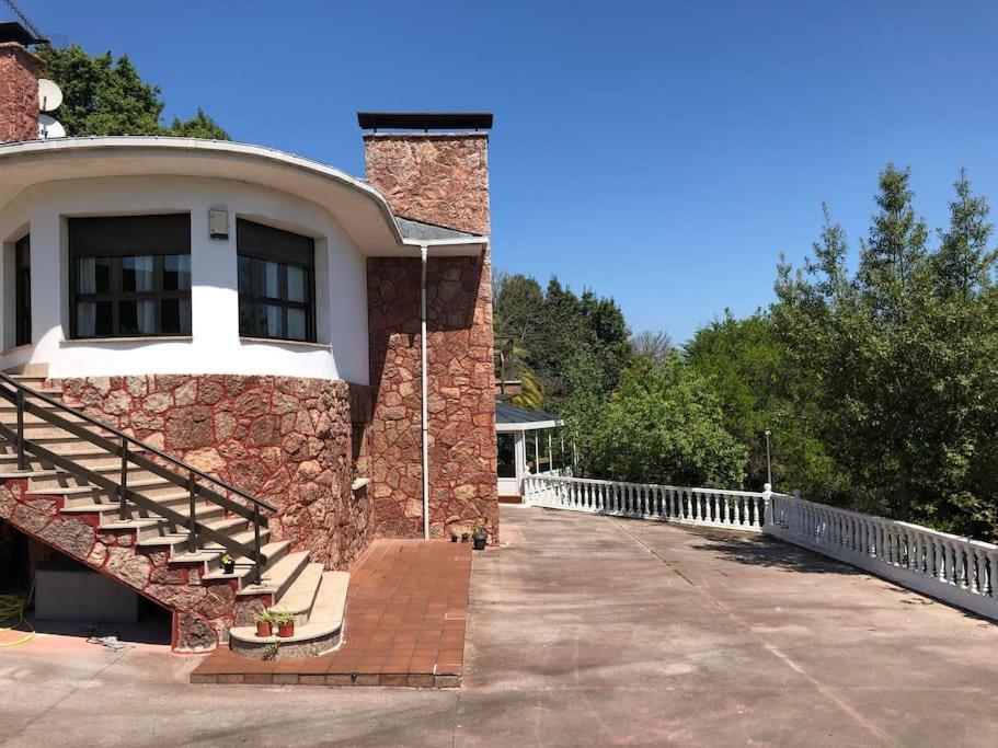 Vila La Casona De La Carbayeda Oviedo Exteriér fotografie